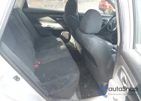 2015 Nissan Altima 2.5 S z USA, uszkodzony, nr VIN 1N4AL3AP6FN329652